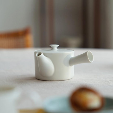 Tea Pot S - White